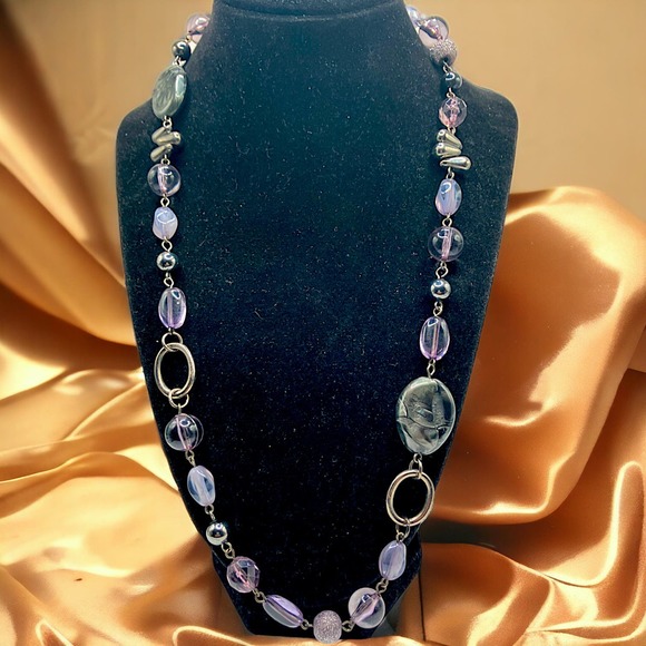 Purple Mixed Media Beaded 24 Inch Necklace! - Picture 1 of 10
